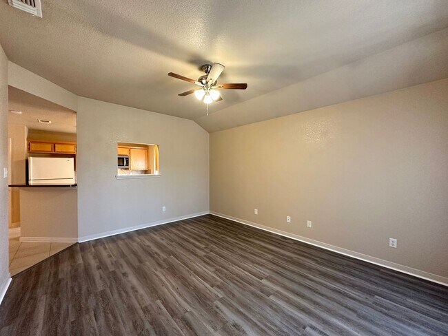 Photo - 3008 Dannen Ct