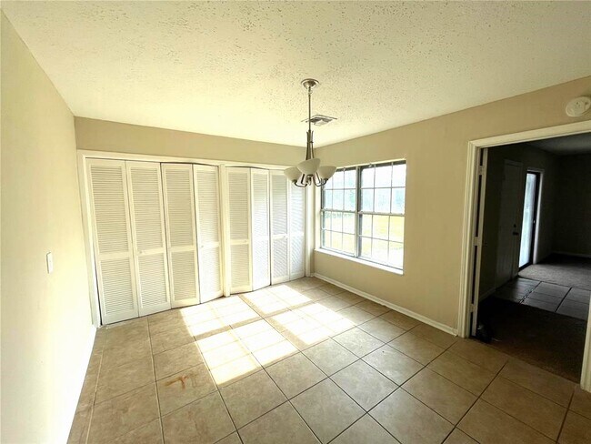 Photo - 4822 Meadow Park Dr