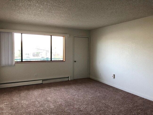 Building Photo - 3400 Eureka St Unit #312 Rental