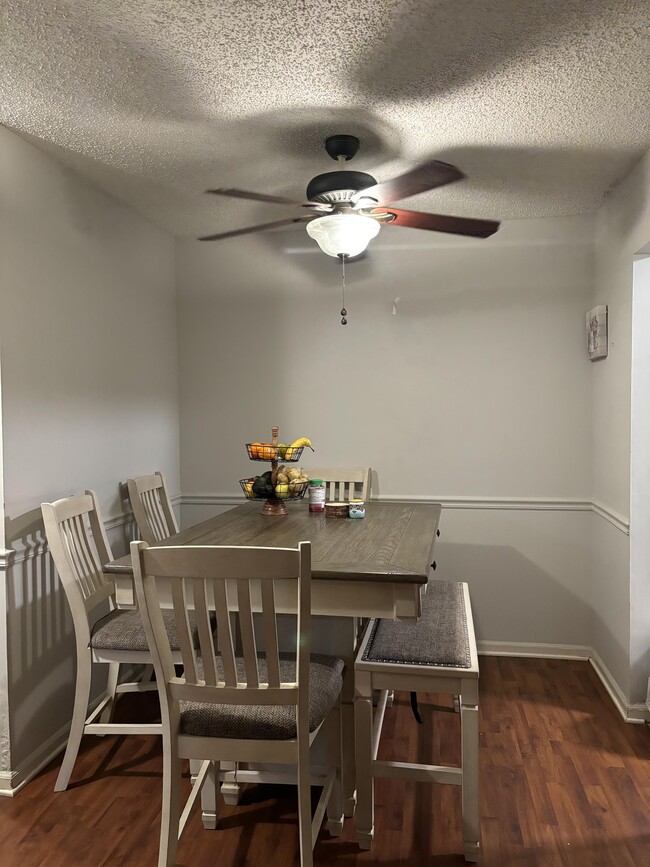 Photo - 110 Heywood Rd