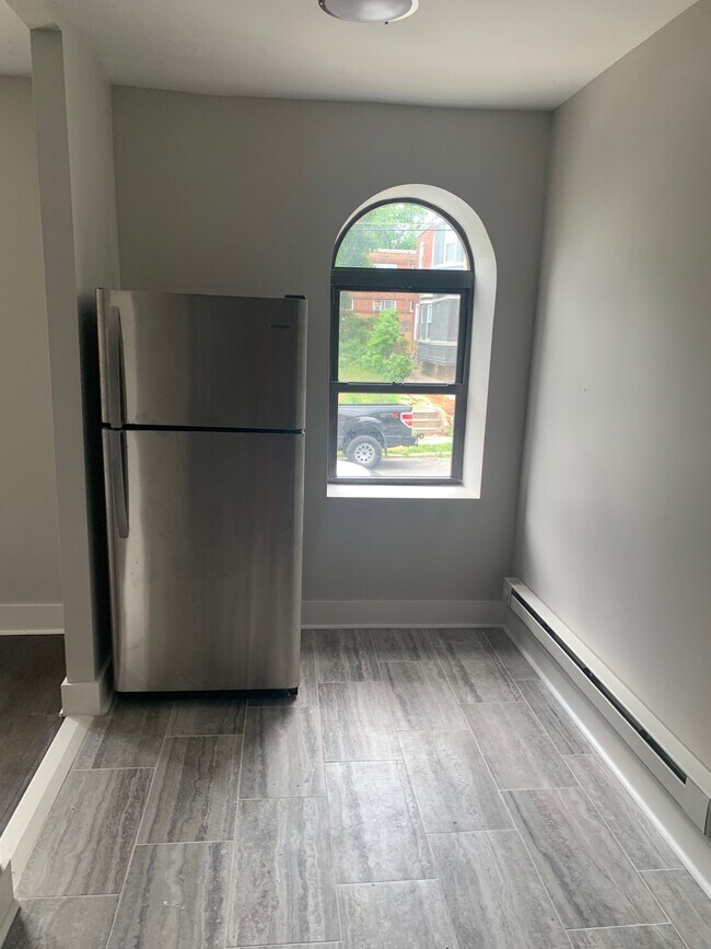 2a - 5101-5107 N 12th St