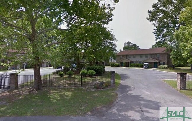 Photo - 282 Greenwich Dr Townhome