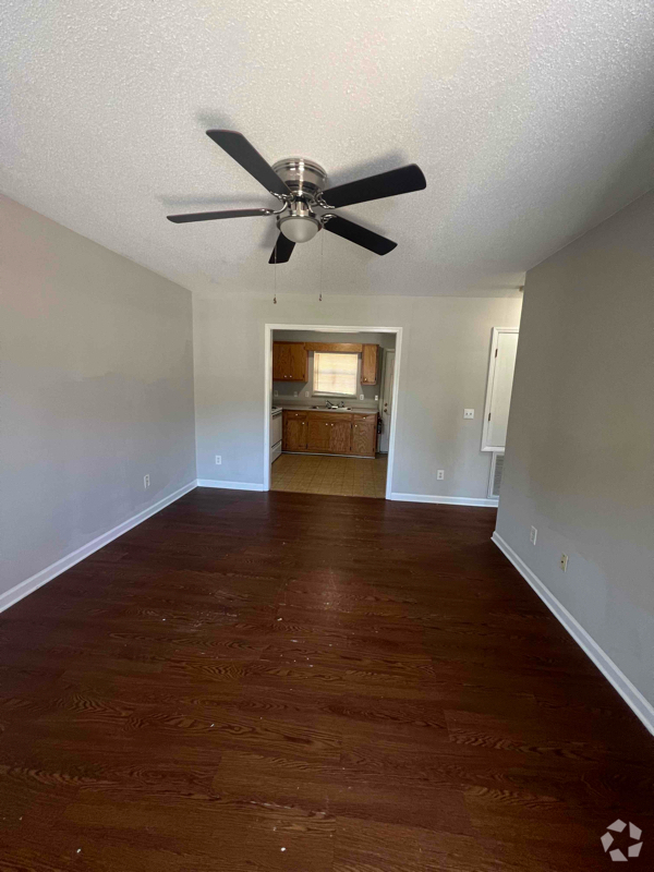 Building Photo - 317 Caswell St Unit 3 Rental