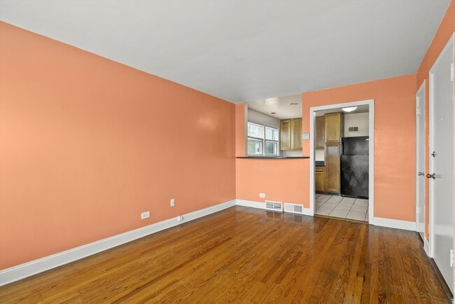 Photo - 8143 Knox Ave Unit 2A