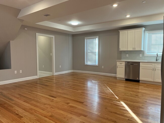 Photo - 12 Lafayette St Unit B