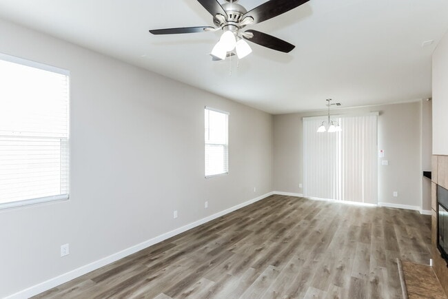 Photo - 9521 Colorado Blue St