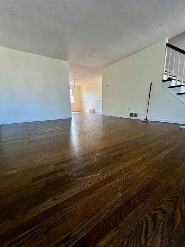 Photo - Stunning 3-Bedroom Townhome with Garage in Brookhaven! Available NOW!