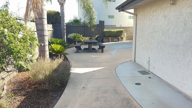 Photo - 3BD/2BA, Large Rooms, Patio!