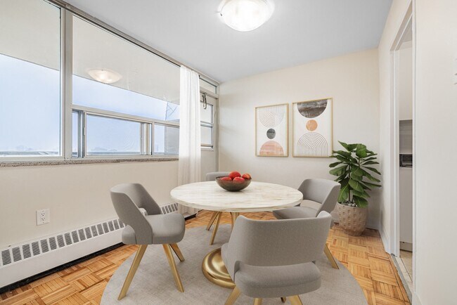 25 Stong Court
