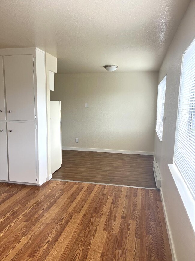 Photo - 7551 Rosanna St