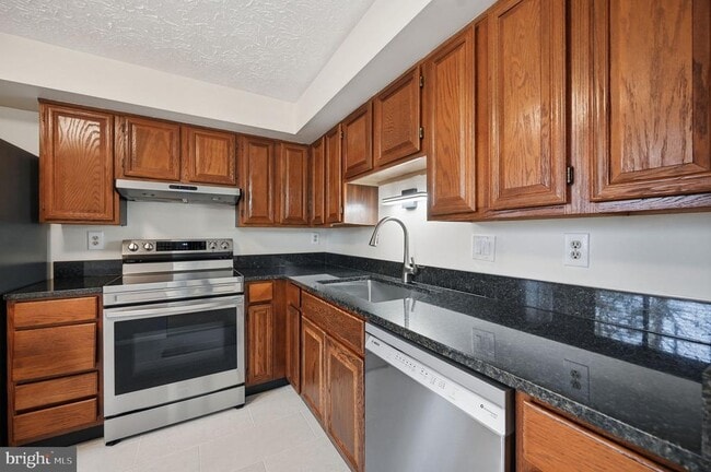 Photo - 5831 Rock Forest Ct