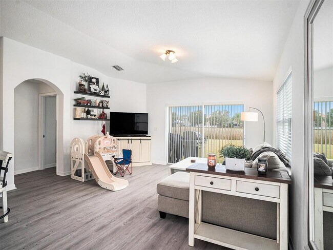 Photo - 7833 Carriage Pointe Dr