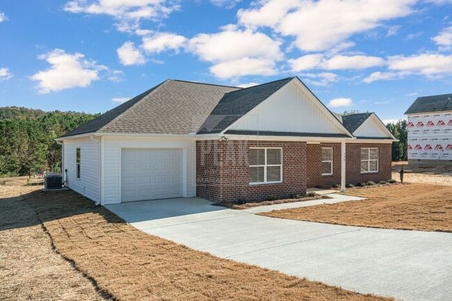 Photo - $1650! Beautiful 3Bed 2Bath in newly built Woodland Circle! Tour today
