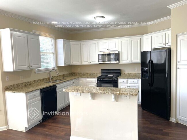 Photo - 275 Merritt Dr