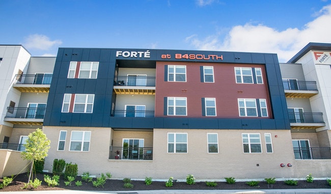 Forte At 84south Apartments For Rent In Greenfield Wi Forrent Photo Forte At 84south Apartments