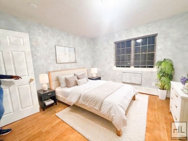 Photo - ST MARKS AVENUE Unit #3