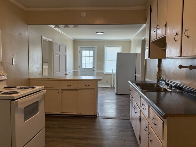 Photo - Fully Renovated 3-Bedroom, 1 Bathroom Home