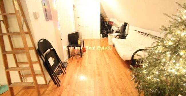 Photo - 18 Greylock Rd Unit 3