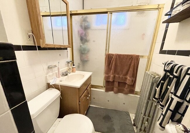 Photo - 11 Romsey St Unidad 1