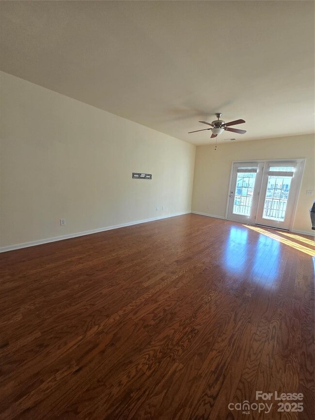 Photo - 6439 Prosperity Church Rd