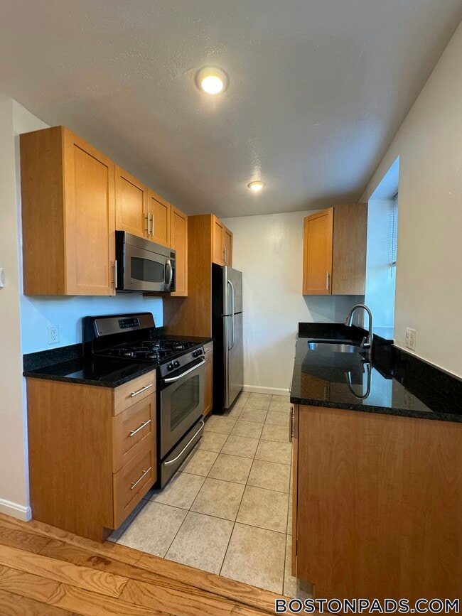 Photo - 60 Brattle St Unidad 406