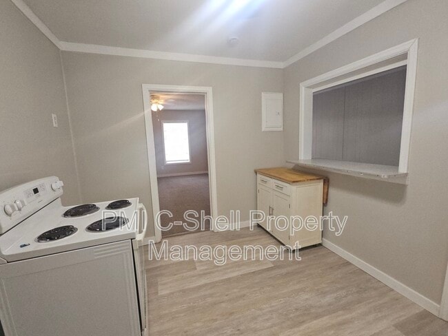 Photo - 217 Willow St