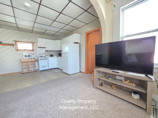 Photo - 82 Fourth St Unit B