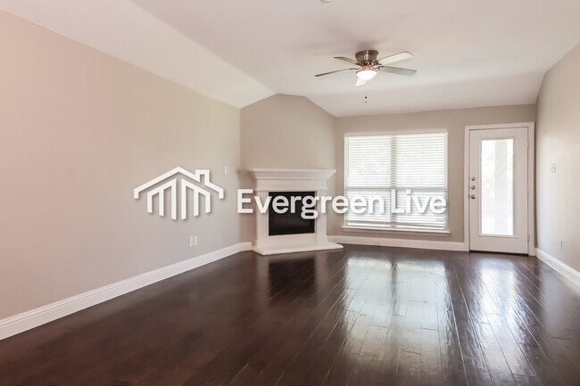 Photo - 126 Pleasant Hill Ln