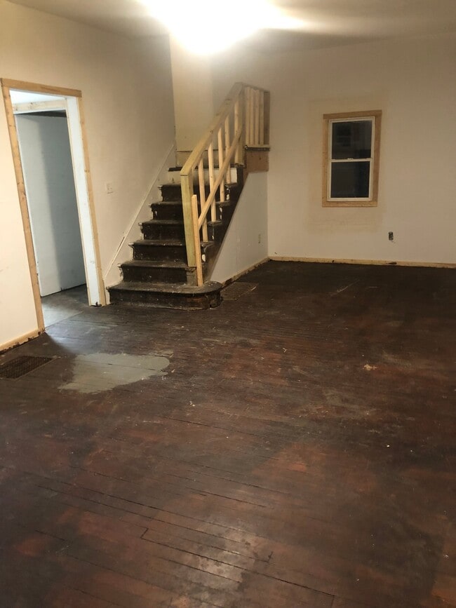 Photo - 327 E Stuart Ave