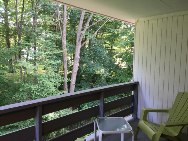Photo - 102 Oakwood Ave