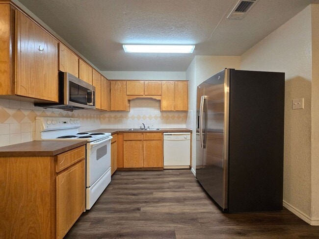 Photo - 2805 Kerrville Ct Unit 2805 Kerrville Court - B