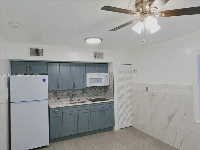 4608 Holt Rd Unit A
