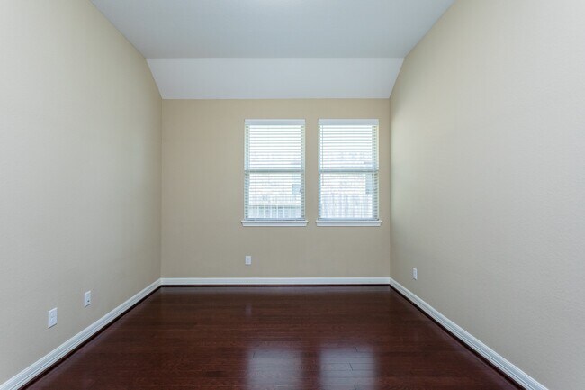 Photo - 7810 Deep Green Dr