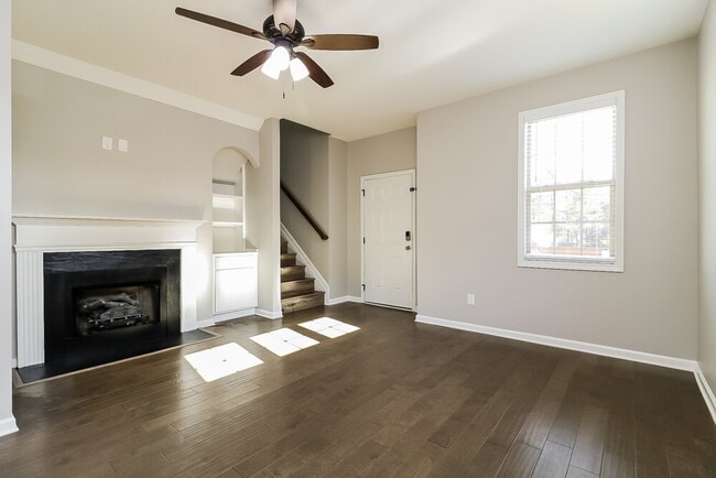 Photo - 67 Dropseed Ln