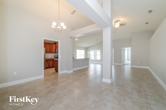 Photo - 403 Buchannan Dr