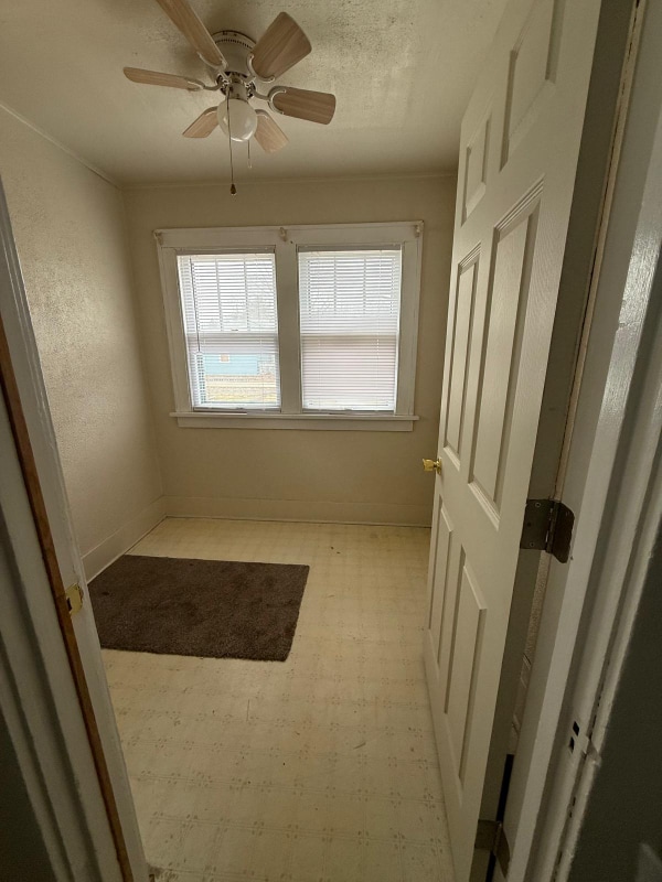 Photo - 846 Roscoe Ave