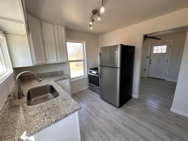Kitchen - 1134 Brighton St Unit B