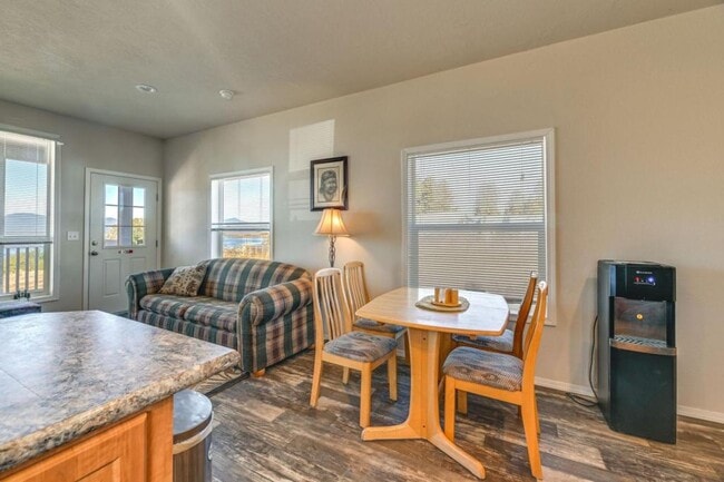 Photo - 37464 Modoc Point Rd