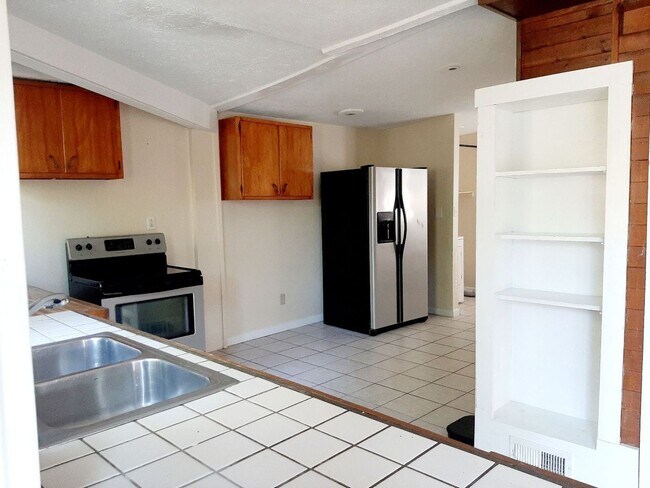 Photo - 1195 Mineral Ave Unidad 1195U Mineral Avenue