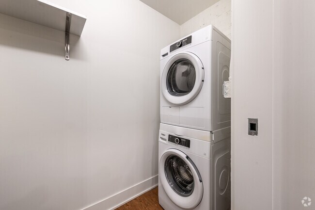 1BR, 1BA