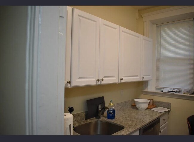 Photo - 66 Marshal St Unit 1