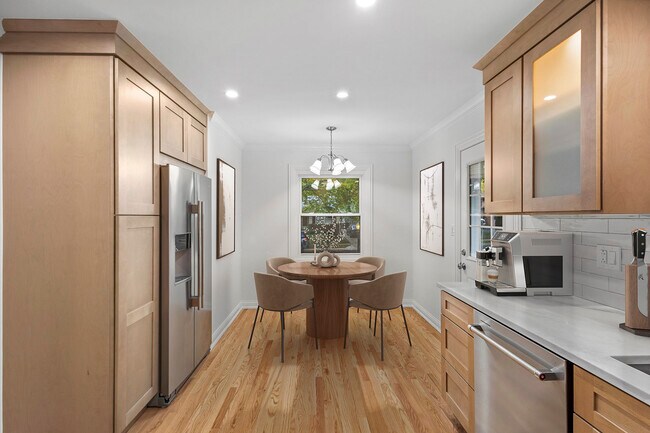 Photo - 223 Kenloch Ave