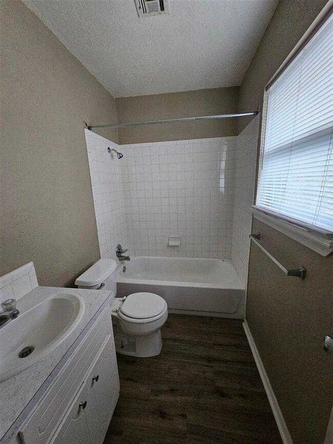 Photo - 1208 NW Dearborn Ave