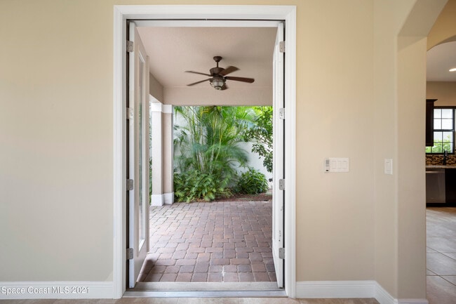 Photo - 7205 Primavera Ln