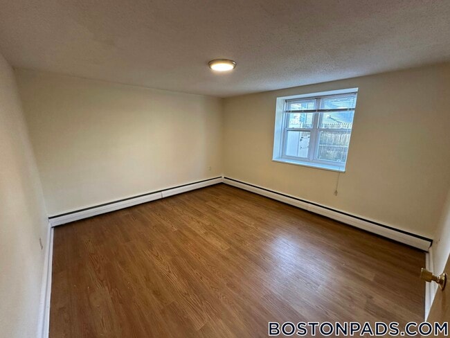 Photo - 110 Babcock St Unit P1