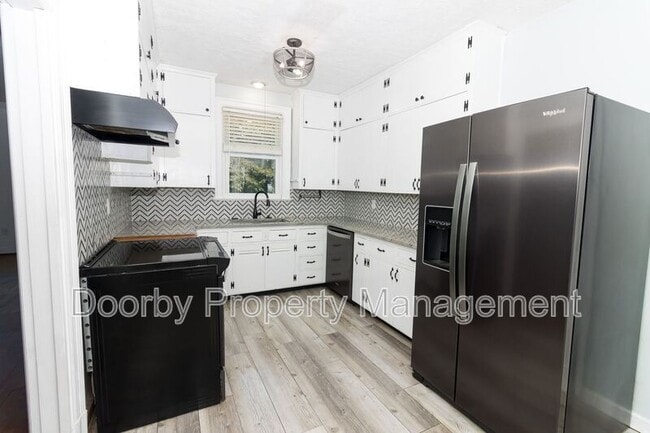 Photo - 408 Frazier Dr