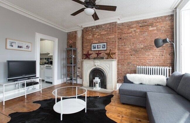 Building Photo - 154 Mercer St Unit 3