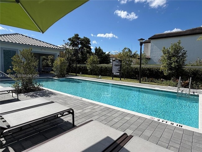 Photo - 145 SW 184th Ave