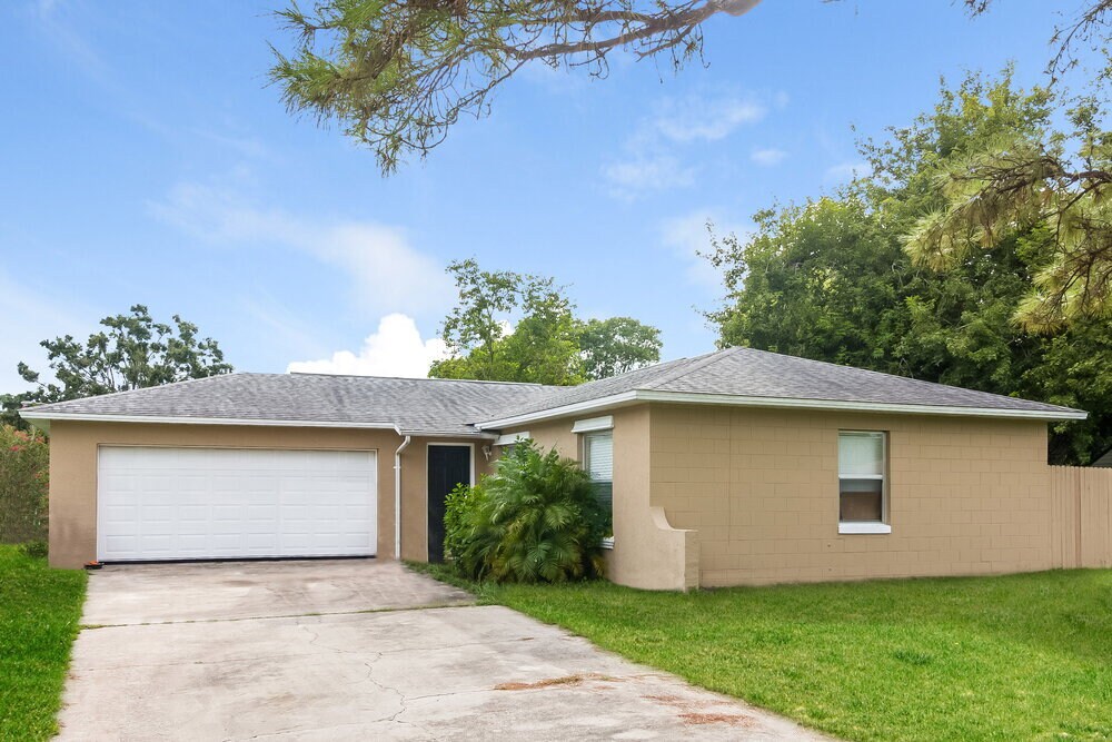 Photo - 102 Sugar Maple Ct