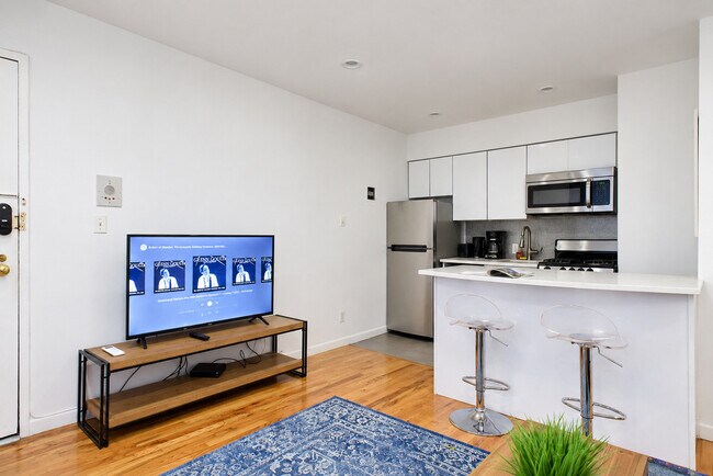 240 E 26th St Unit SI FL4-ID1021816P